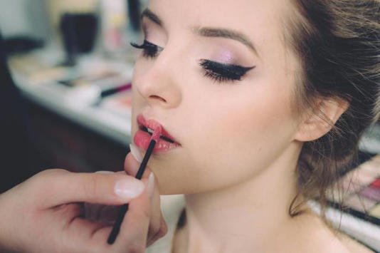 Timeless Beauty: How to Achieve Ageless Radiance